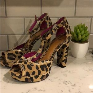 Great comfortable Gianni bini shoes.